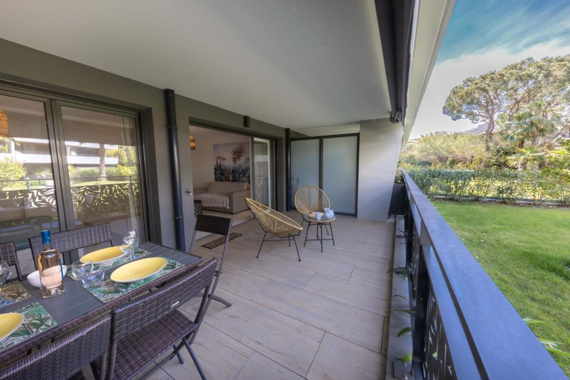 06Ah - Superb Waterfront T2 - Swimming Pool Apartment Villeneuve-Loubet Ngoại thất bức ảnh